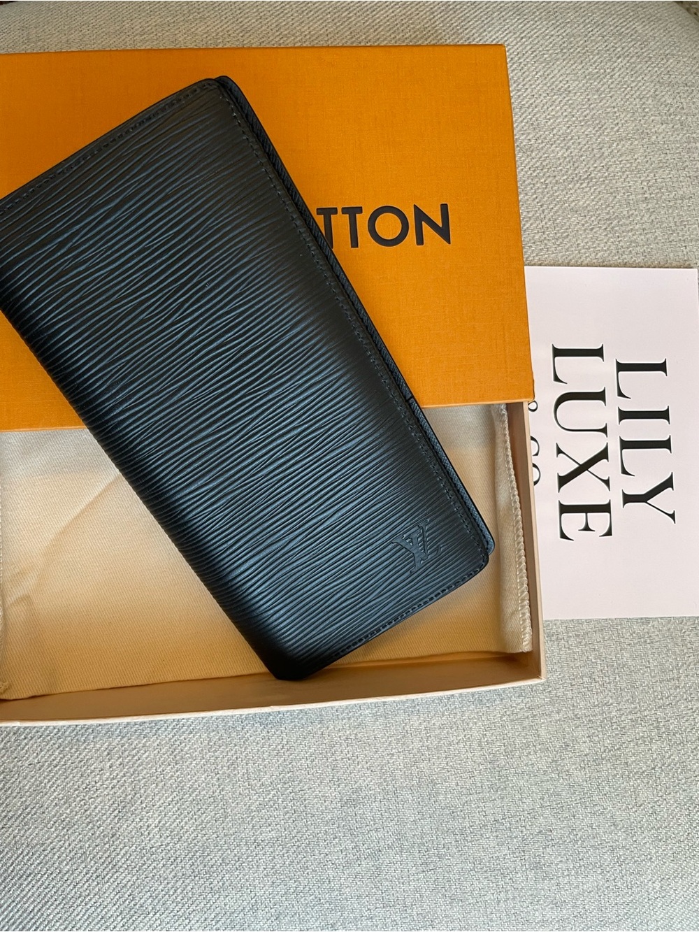 Louis Vuitton Black Epi Leather Brazza Wallet